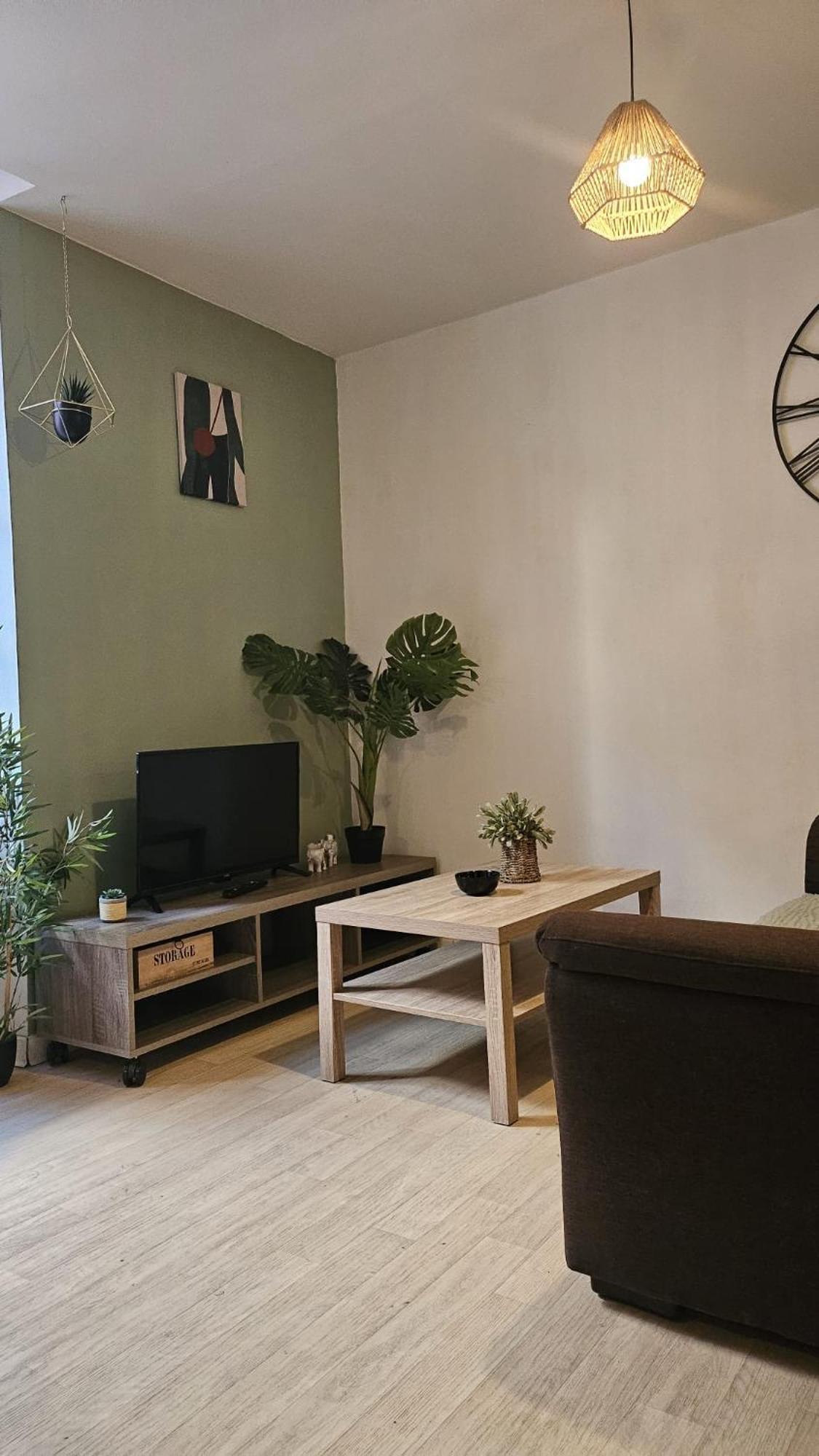 49 Studio Centre-Ville Box A Bagages Gratuits Carcassonne Esterno foto