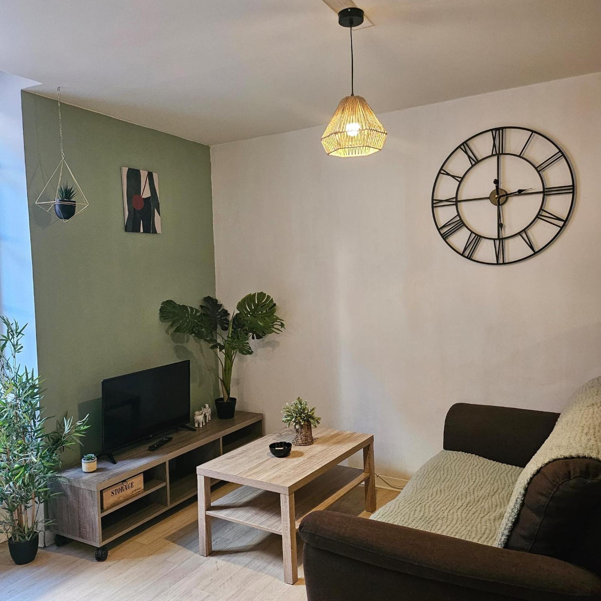 49 Studio Centre-Ville Box A Bagages Gratuits Carcassonne Esterno foto