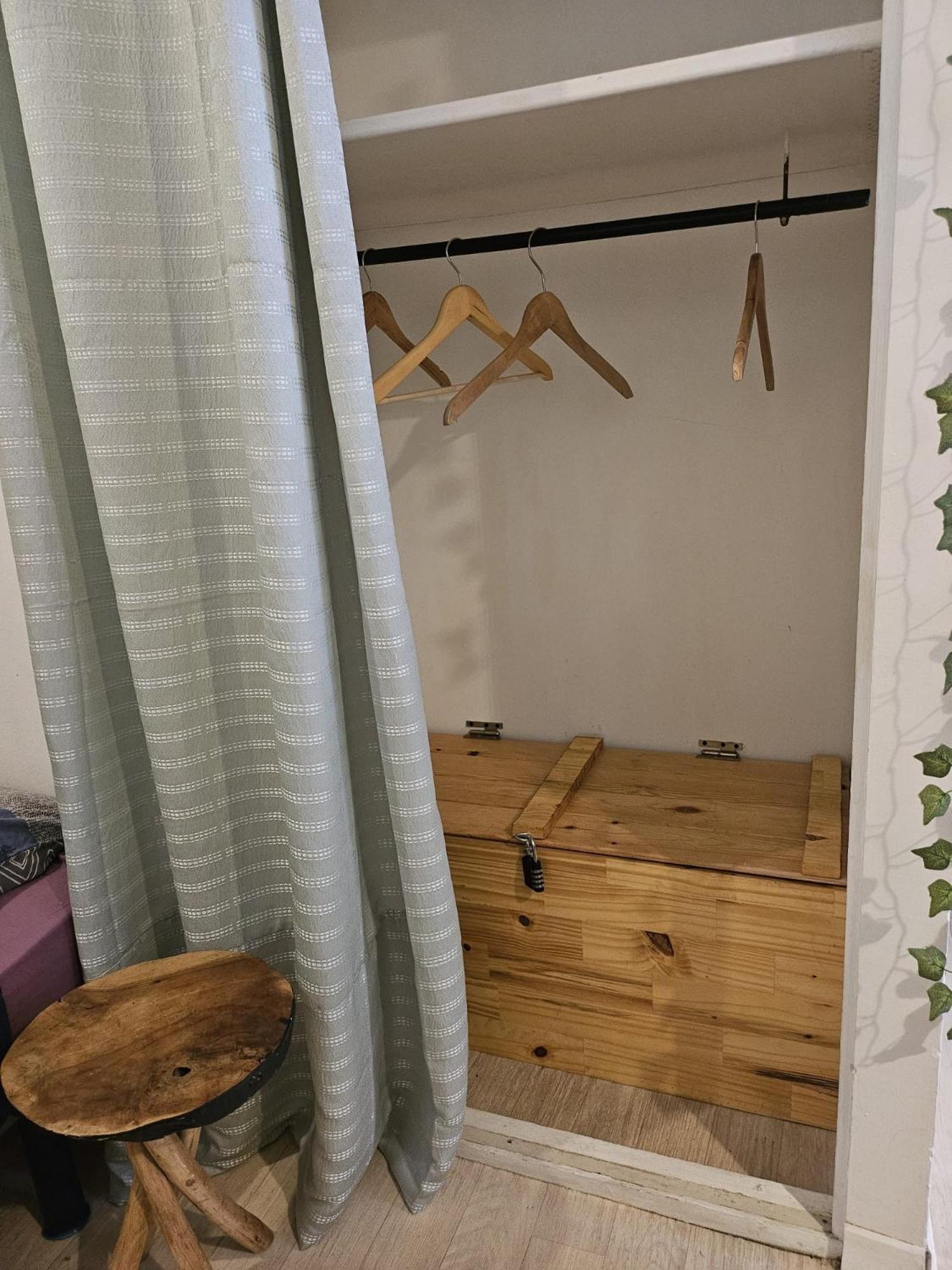 49 Studio Centre-Ville Box A Bagages Gratuits Carcassonne Esterno foto